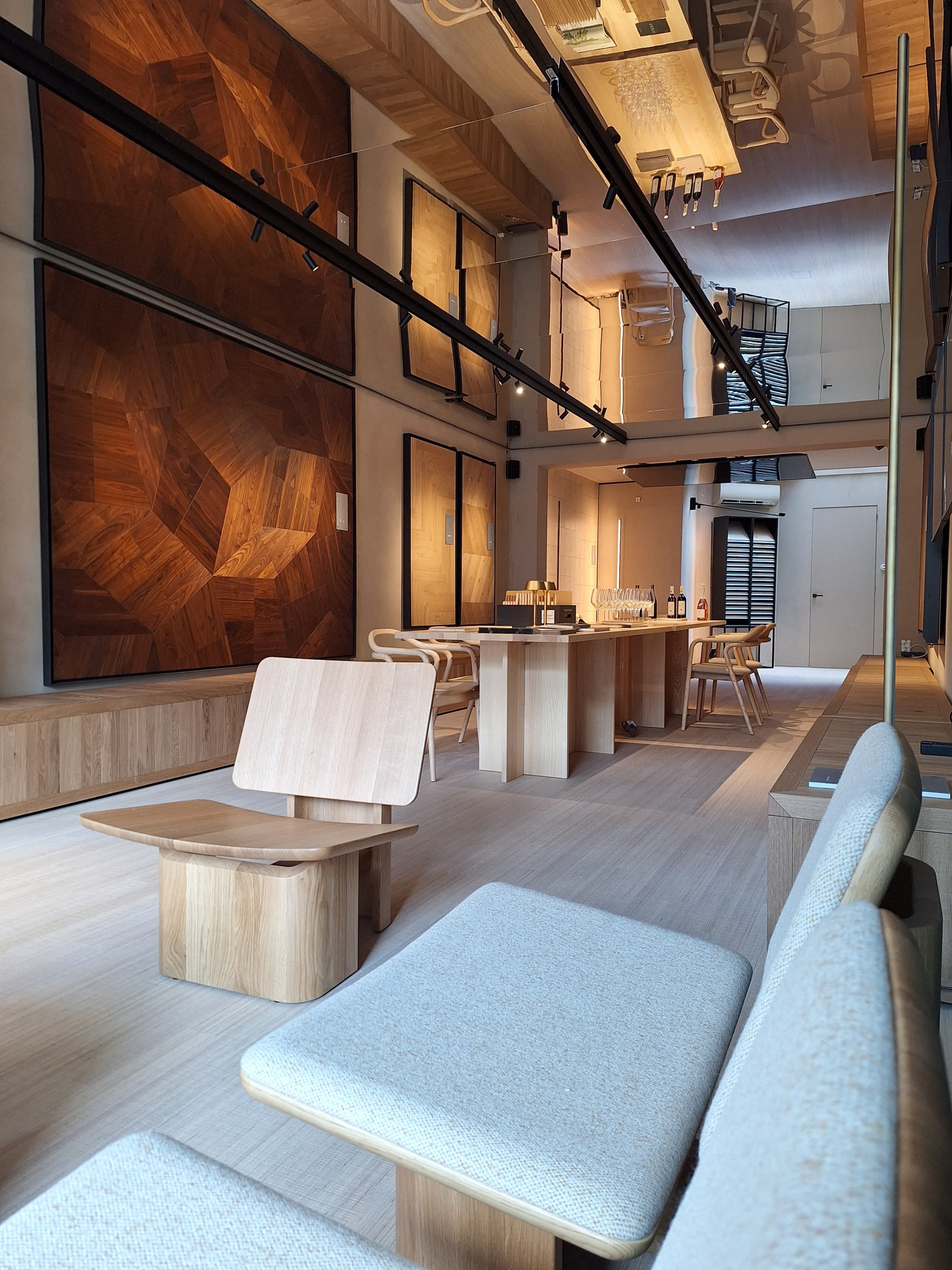 GLUE Amsterdam participant Listone Giordano, image number 3